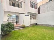 ¡Se Vende Casa de 4 pisos en Surco cerca a la...