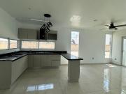 SE VENDE CASA DE 4 RECÁMARAS