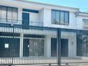 SE VENDE CASA DE DOS NIVELES EN SAN VICENTE DE USO... SE VENDE CASA DE DOS NIVELES EN SAN VICENTE DE USO...