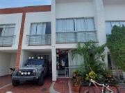 SE VENDE CASA DE DOS PISOS EN CONJUNTO CERRADO LOS...