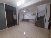 Se vende casa de dos pisos en conjunto Ciudad Santa...