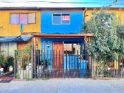 Se vende casa de dos pisos en Rauco, 2 piezas 1 baño