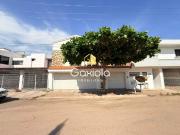 Se VENDE casa de dos pisos ubicada en Col. La Campiña