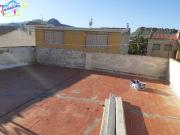 SE VENDE CASA DE DOS PLANTAS Y EN ESQUINA