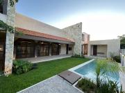 SE VENDE CASA DE LUJO DE DOS PLANTAS EN PRIVADA...