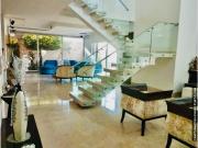 SE VENDE CASA DE LUJO EN VILLA CAMPESTRE