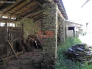 SE VENDE CASA DE PIEDRA SEMI REFORMADA CON FINCA CERRADA...