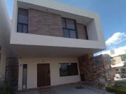 Se Vende Casa de Recuperación Bancaria en Fracc. Gala...