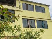 SE VENDE CASA DE TRES PISOS EN VILLA MARIA DEL TRIUNFO...