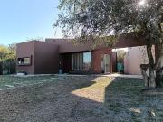 SE VENDE CASA DOS DORMITORIOS EN VILLA CATALINA