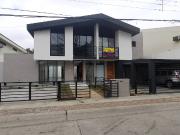 SE VENDE CASA DUPLEX EN URB. LA PUNTILLA