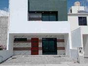 SE VENDE CASA, EL SAUCILLO