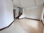 SE VENDE CASA EN ALAMOS PEREIRA
