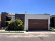 SE VENDE CASA EN AUREA RESIDENCIAL