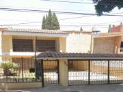 SE VENDE CASA EN AV FARO BOSQUES DE LA VICTORIA