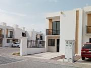 Se vende casa en Av. Villa Diamante 274, 36723...