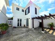Se vende Casa en Bahia Muyuyo Playas km 16.5 Via Data
