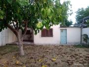 SE VENDE CASA EN BARRIO BANCARIO A METROS DEL PARQUE DE...