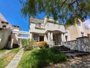 Se vende casa en Barrio Dalvian, apta credito