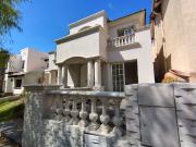 Se vende casa en Barrio Dalvian, apta credito