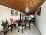 SE VENDE CASA EN BARRIO REPUBLICA DE FRANCIA CARTAGO