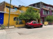 Se vende casa en Barrio San Francisco con dos recamaras...