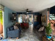 Se vende casa en Belmonte Pereira con terraza y parqueadero