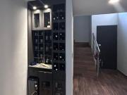 SE VENDE CASA EN BOSQUE REAL REMODELADA