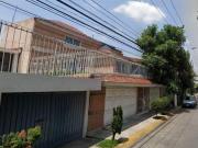 Se vende casa en Bosques de Aragón