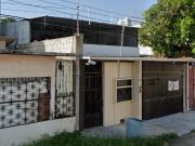 SE VENDE CASA EN: CALLE CINCUENTA Y TRES, COLONIA...