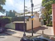SE VENDE CASA EN CALLE CUMBRES DE MALTRATA NARVARTE...