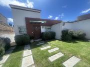 Se vende casa en Calle Potrero Almagre, Fracc El...