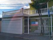 SE VENDE CASA EN CALLE TRASVIÑA Y RETES COL. PANAMERICANA