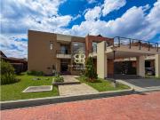 SE VENDE CASA EN CHIA