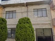 SE VENDE CASA EN COL. INDUSTRIAL, GUSTAVO A. MADERO !...