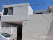 SE VENDE CASA EN COL. JARDINES DE CELAYA 2A SECCION