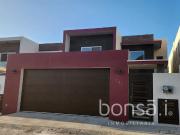 Se VENDE Casa En Comercial Chapultepec Zona Norte