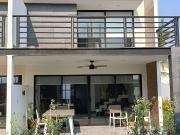 SE VENDE Casa en condominio con Alberca Xochitepec