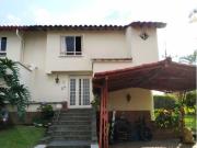 se vende casa en conjunto campestre al norte de armenia...