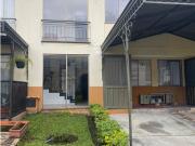 SE VENDE CASA EN CONJUNTO CERRADO AL NORTE DE ARMENIA