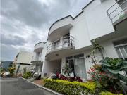 Se Vende Casa en Conjunto Cerrado Sector Av 19 Norte