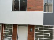 SE VENDE CASA EN CONJUNTO RESIDENCIAL EN DOSQUEBRADAS