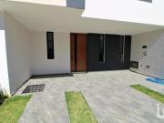 Se vende casa en coto Cerezos, Valle Imperial Zapopan