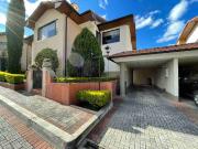 Se vende casa en Cumbayá