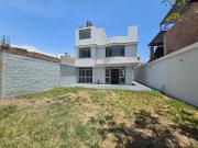 SE VENDE CASA EN EL CERCADO DE TACNA URB. VILLA MARIA...