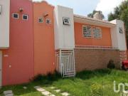 Se vende casa en El Contry, Barrio de Santa María