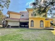 Se Vende Casa en el fraccionamiento Bugambilias