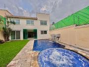 Se vende casa en el Fraccionamiento San Jerónimo...