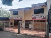 SE VENDE CASA EN EL LIDO DE DOS NIVELES CON TRES...