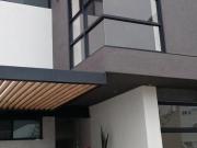 Se vende casa en El Refugio, 3 recamaras, c/u con baño,...